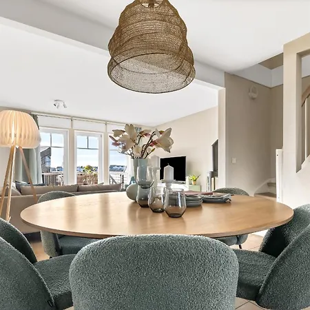 Dockside - Ostseeurlaub Am Yachthafen